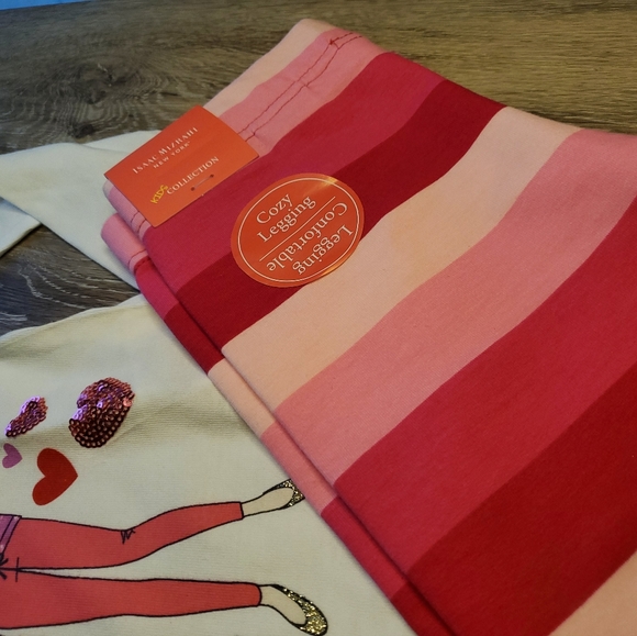 💖💖Girl's Isaac Mizrahi Valentine's graphic tee and striped leggings set Size 4 - Picture 3 of 6